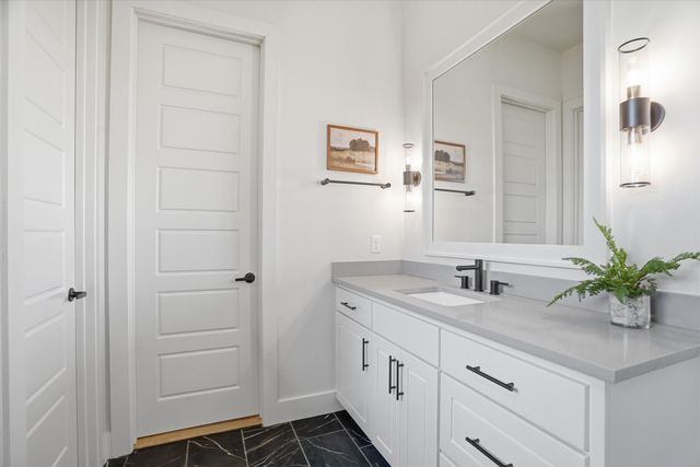 12 Crocket Valley Court, Strawn, TX 76475