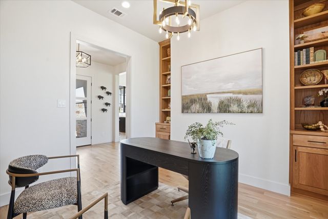 12 Crocket Valley Court, Strawn, TX 76475