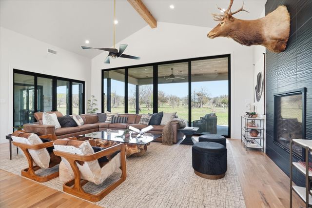 12 Crocket Valley Court, Strawn, TX 76475