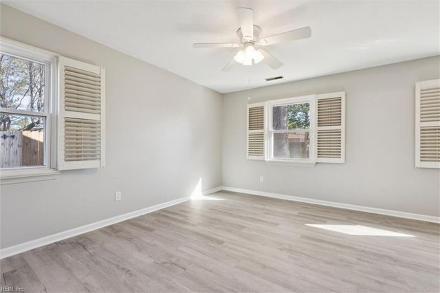 944 Adelphi RD, Virginia Beach, VA 23464