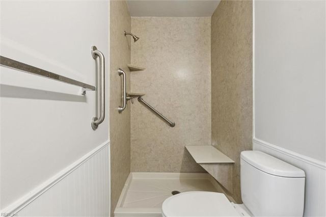 944 Adelphi RD, Virginia Beach, VA 23464