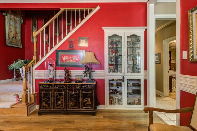 30 W Lakeshore Drive, Ransom Canyon, TX 79366