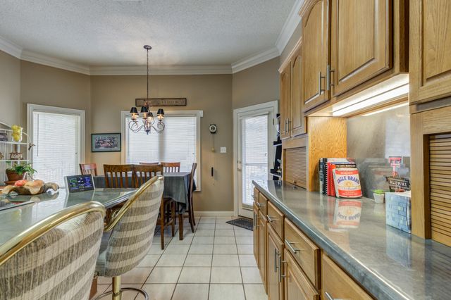 30 W Lakeshore Drive, Ransom Canyon, TX 79366