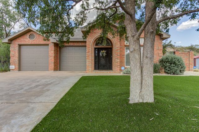 30 W Lakeshore Drive, Ransom Canyon, TX 79366