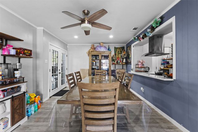 8660 Wolfwood Lane, Dallas, TX 75217