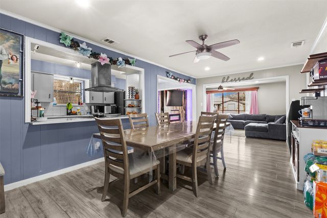 8660 Wolfwood Lane, Dallas, TX 75217