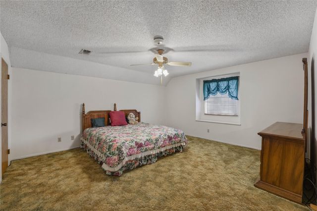 414 Giese Lane, La Grange, TX 78945