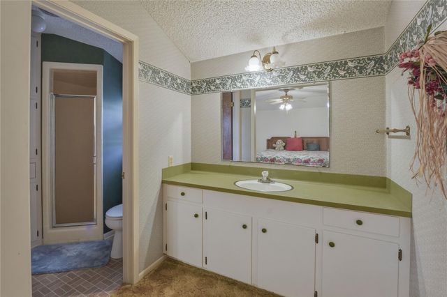 414 Giese Lane, La Grange, TX 78945