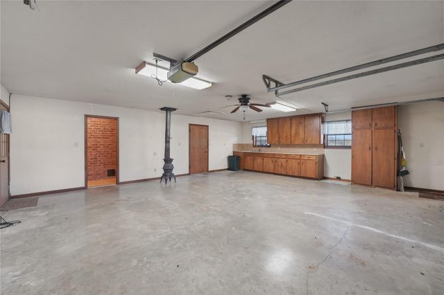 414 Giese Lane, La Grange, TX 78945