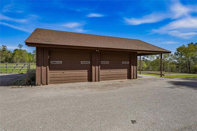 414 Giese Lane, La Grange, TX 78945