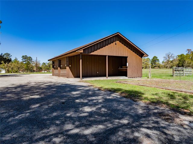 414 Giese Lane, La Grange, TX 78945