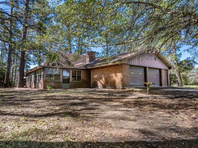 414 Giese Lane, La Grange, TX 78945