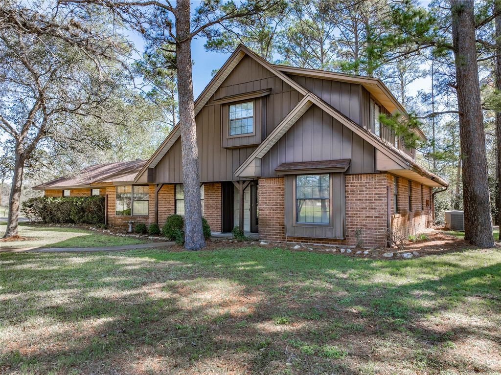 414 Giese Lane, La Grange, TX 78945