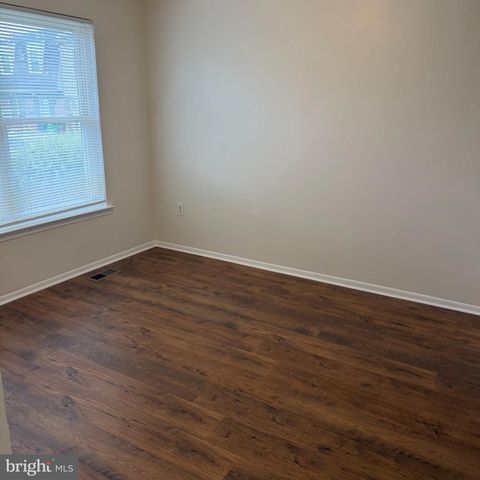 9019 CONTINENTAL PL, Hyattsville, MD 20785