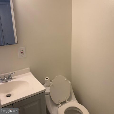 9019 CONTINENTAL PL, Hyattsville, MD 20785