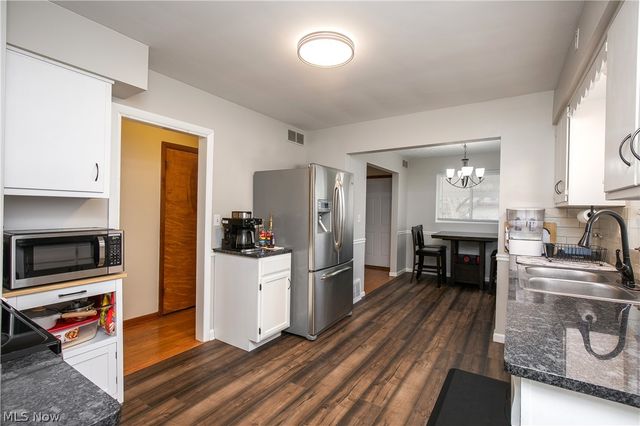 401 Moody Street, Akron, OH 44305