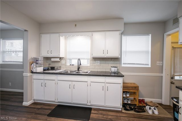 401 Moody Street, Akron, OH 44305