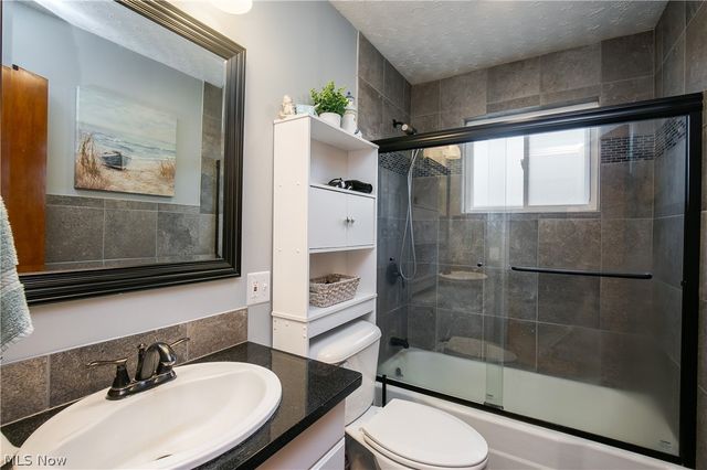 401 Moody Street, Akron, OH 44305