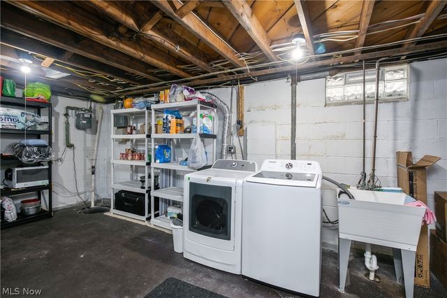 401 Moody Street, Akron, OH 44305