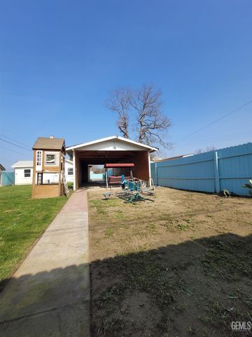 203 E Moneta Avenue, Bakersfield, CA 93308