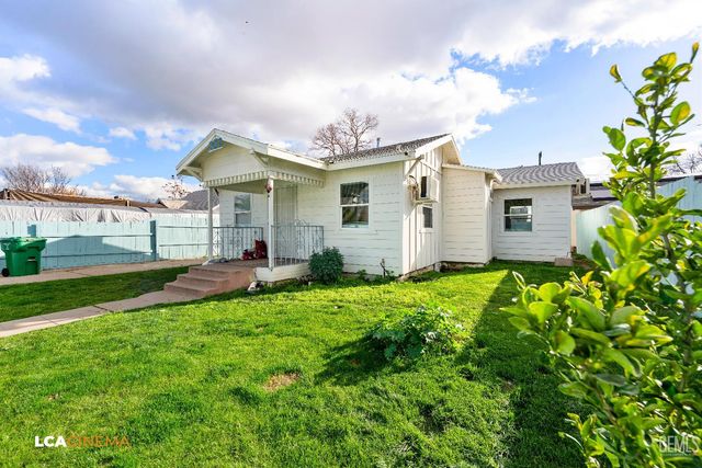 203 E Moneta Avenue, Bakersfield, CA 93308