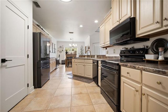 5513 Stratford Lane, Satsuma, AL 36572