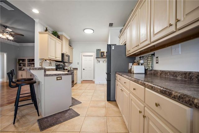 5513 Stratford Lane, Satsuma, AL 36572