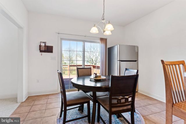 46 STONE RUN DR, Mechanicsburg, PA 17050