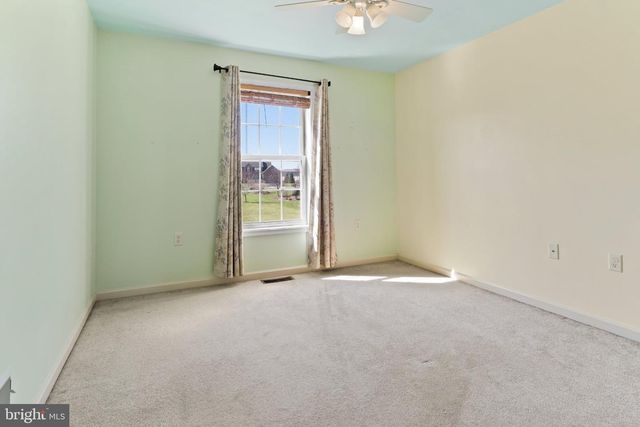 46 STONE RUN DR, Mechanicsburg, PA 17050