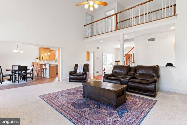 46 STONE RUN DR, Mechanicsburg, PA 17050