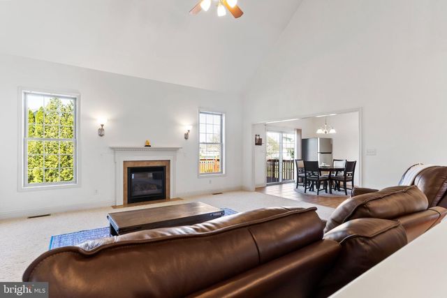 46 STONE RUN DR, Mechanicsburg, PA 17050