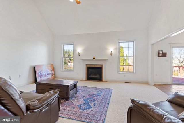 46 STONE RUN DR, Mechanicsburg, PA 17050