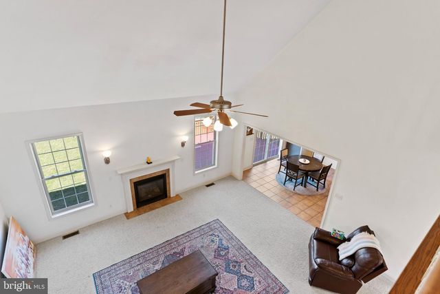 46 STONE RUN DR, Mechanicsburg, PA 17050