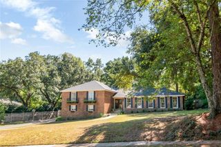 5911 Shenandoah Drive, Mobile, AL 36608