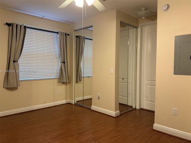 1333 SW 4th Ct 1333, Fort Lauderdale, FL 33312