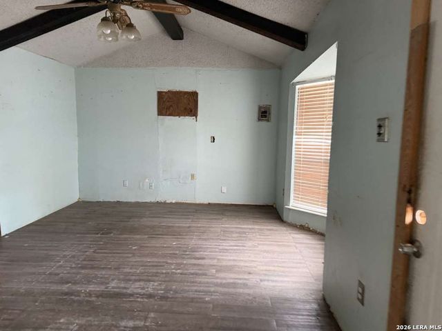 1912 San Carlos, San Antonio, TX 78207
