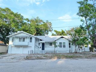985 8TH AVENUE S N, St Petersburg, FL 33705