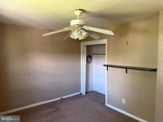812 W 3RD AVE, Runnemede, NJ 08078