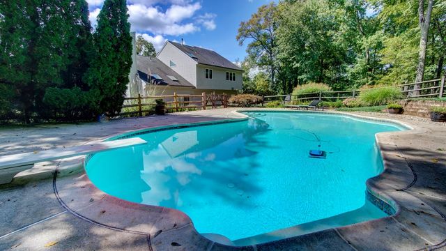 314 Sweetmans Lane, Millstone, NJ 08535