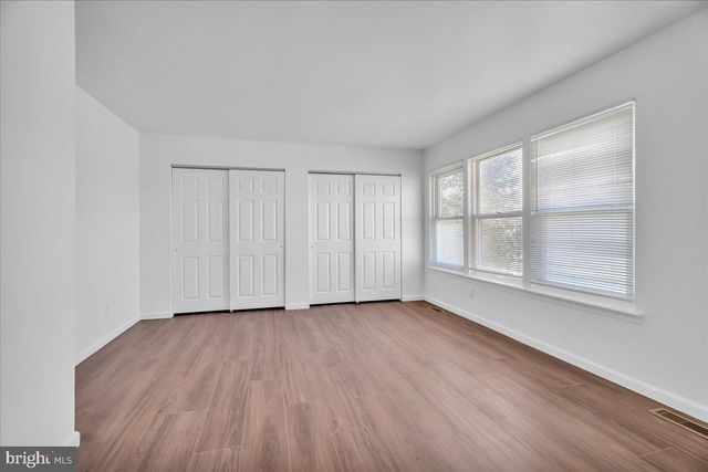 14 CORONA CT, Sewell, NJ 08080
