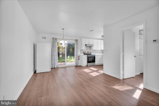 14 CORONA CT, Sewell, NJ 08080