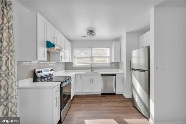 14 CORONA CT, Sewell, NJ 08080