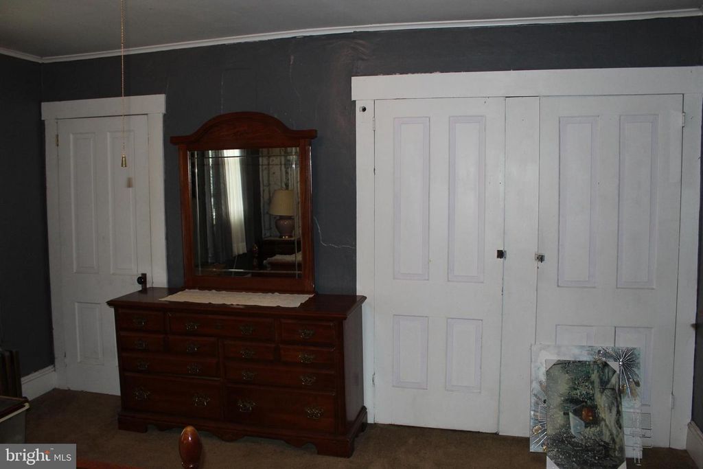 Image 13 of property listing at 130 OAK ST, Cumberland, MD 21502