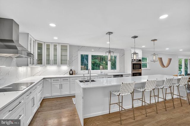 1179 BALLANTRAE LN, Mclean, VA 22101