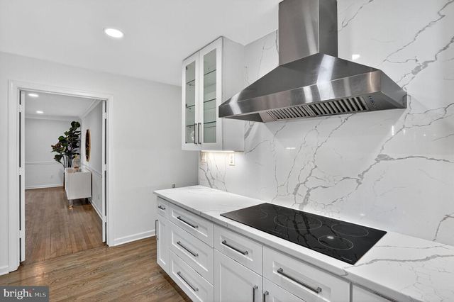 1179 BALLANTRAE LN, Mclean, VA 22101