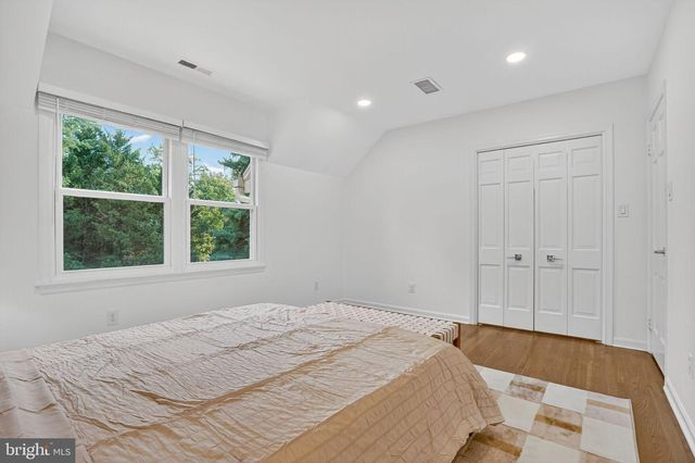 1179 BALLANTRAE LN, Mclean, VA 22101