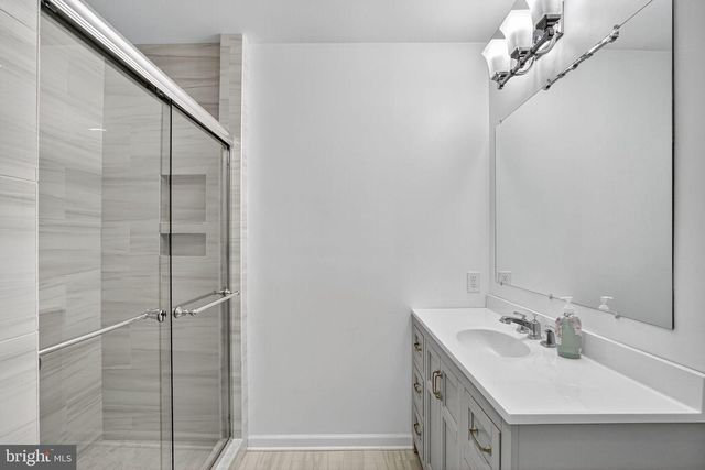 1179 BALLANTRAE LN, Mclean, VA 22101