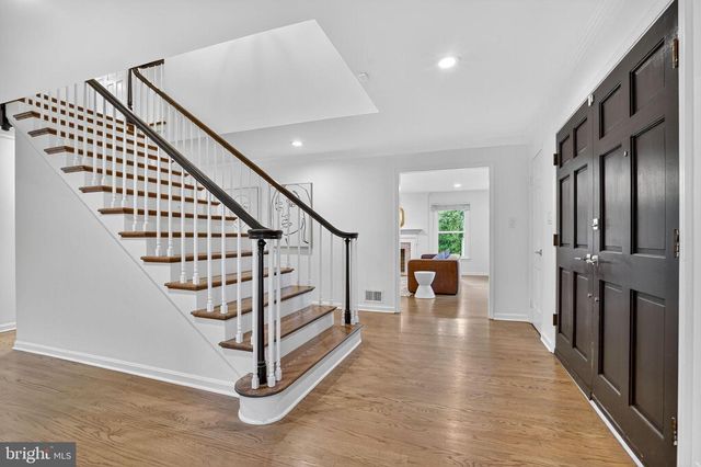 1179 BALLANTRAE LN, Mclean, VA 22101