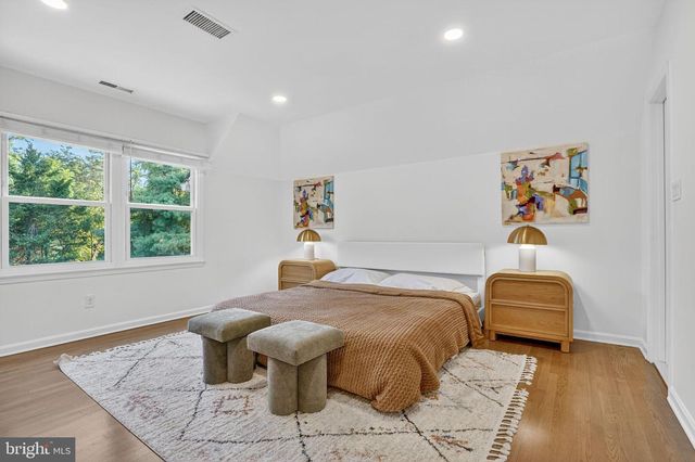 1179 BALLANTRAE LN, Mclean, VA 22101