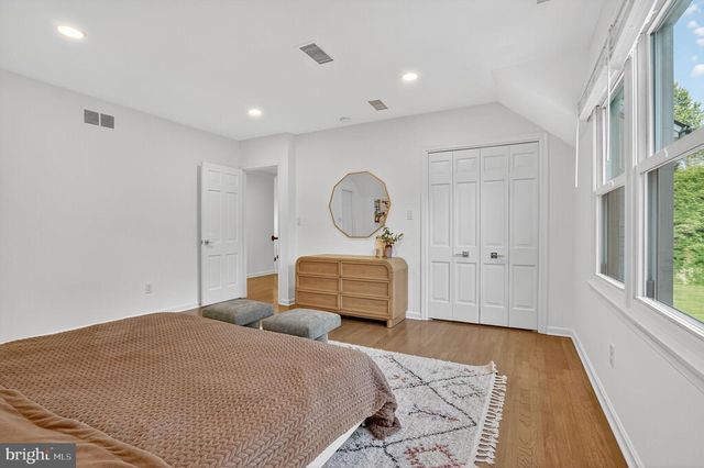 1179 BALLANTRAE LN, Mclean, VA 22101